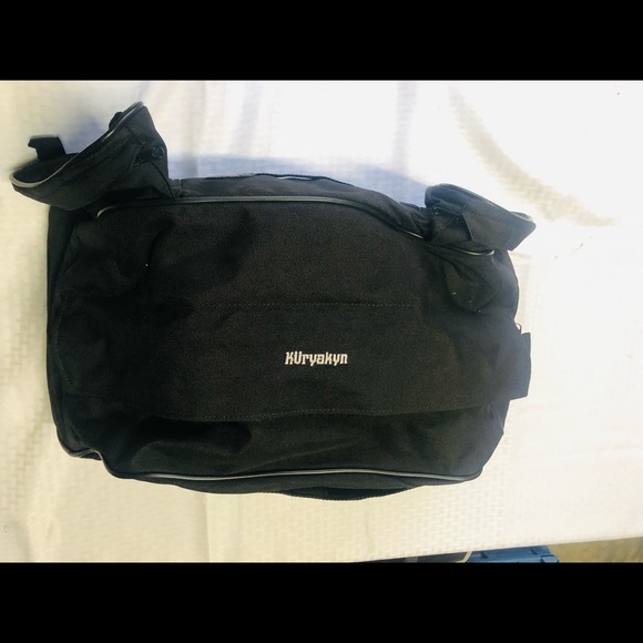 KURYAKYN Hitchhiker Black Luggage Trunk Rack Bag For Your Motorcycle - Picture 2 of 11